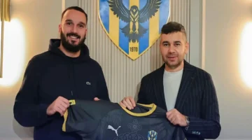 صفقة جزائرية.. ليونارد عقون ينضم لصفوف الطلبة العراقيين لتعزيز قائمة الفريق